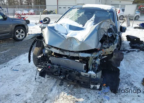 2025 Cadillac Optiq Luxury 1 Awd z USA, uszkodzony, nr VIN 3GYK3BMR2SS249653